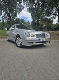 Mercedes-Benz E220 Elegance