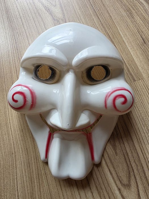 Maska na halloween z horroru PIŁA