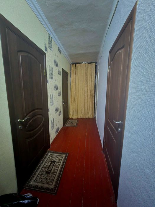 Продаж 4-х кімнат в комунальній квартирі на Вокзальній