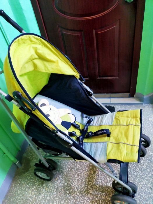 Wózek spacerowy typu parasolka Coneco