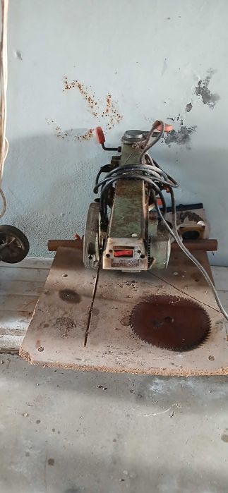 Venda de máquinas de preparação de chão de madeira