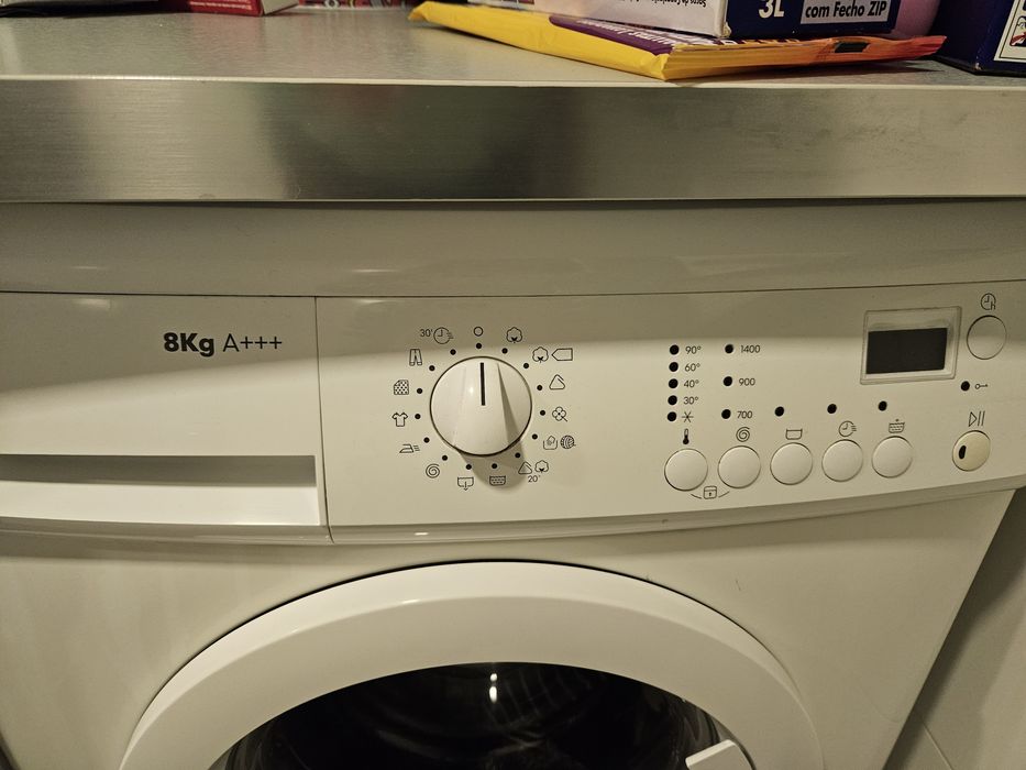 Máquina Lavar Roupa 8 kgs A+++