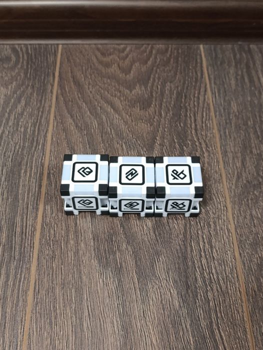 Робот Anki Cozmo Robot Анкі Козмо