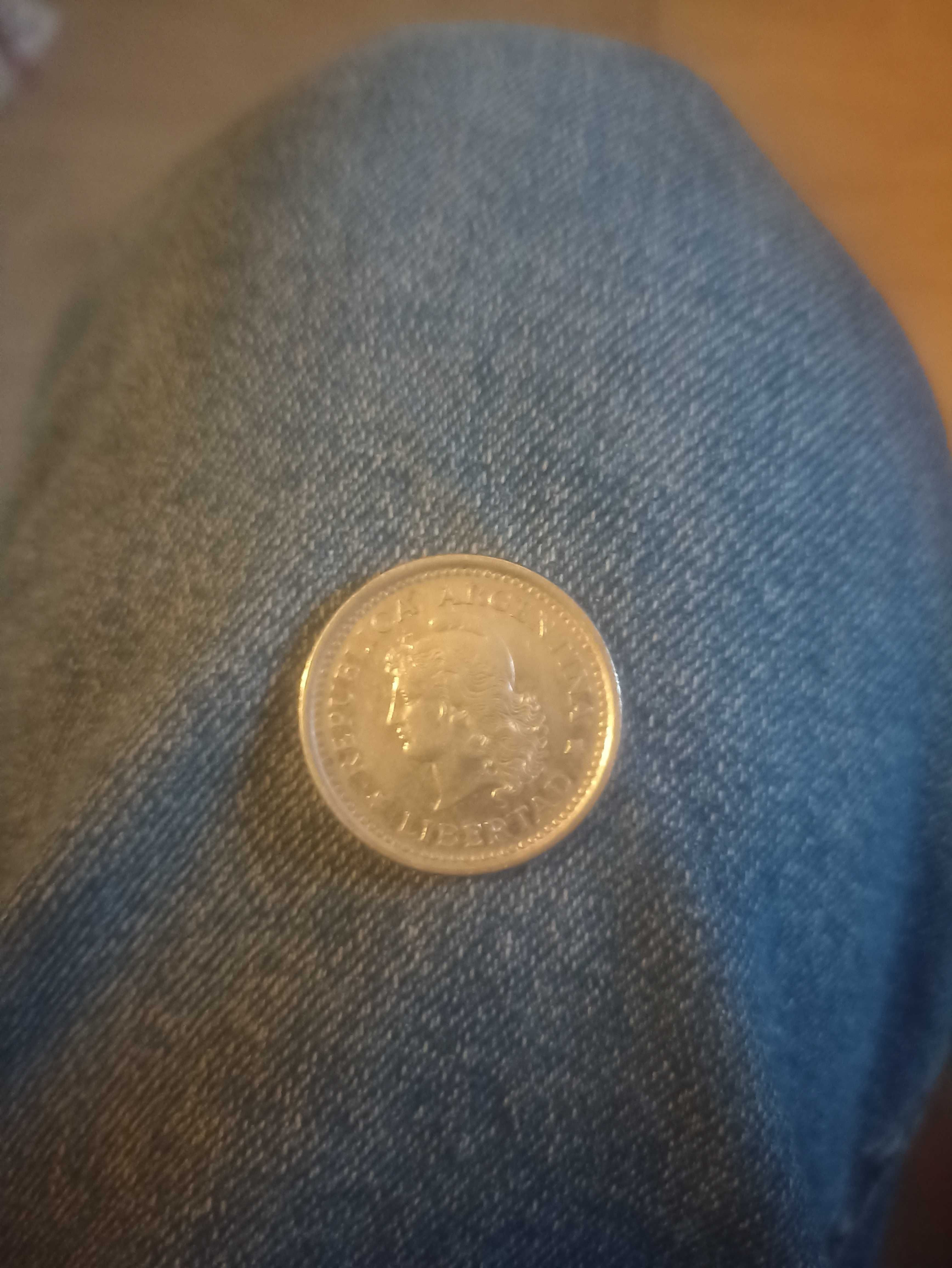 Moeda de 1 peso argentino de 1958