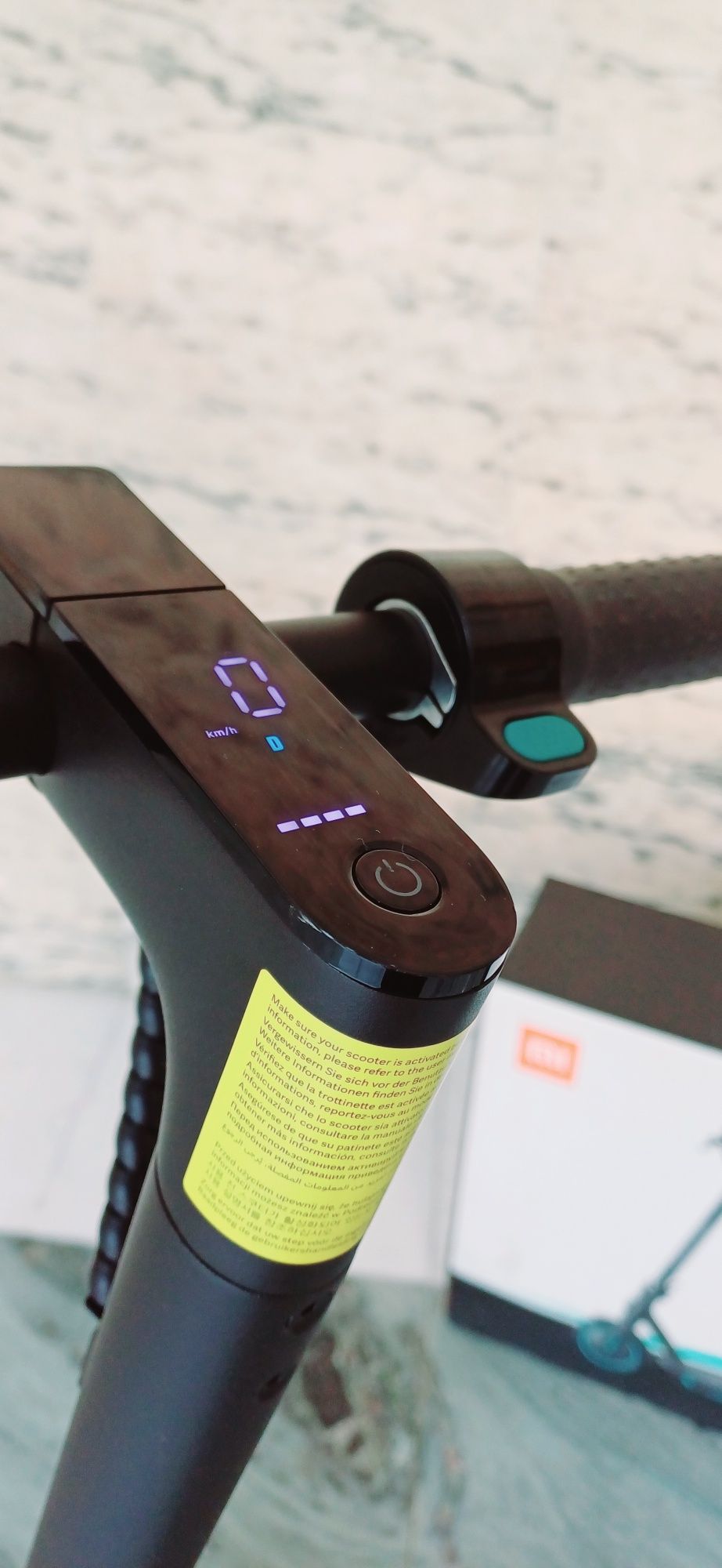 Xiaomi Eletric Scooter Mi Pro 2 AMG Petronas F1 Team Edition