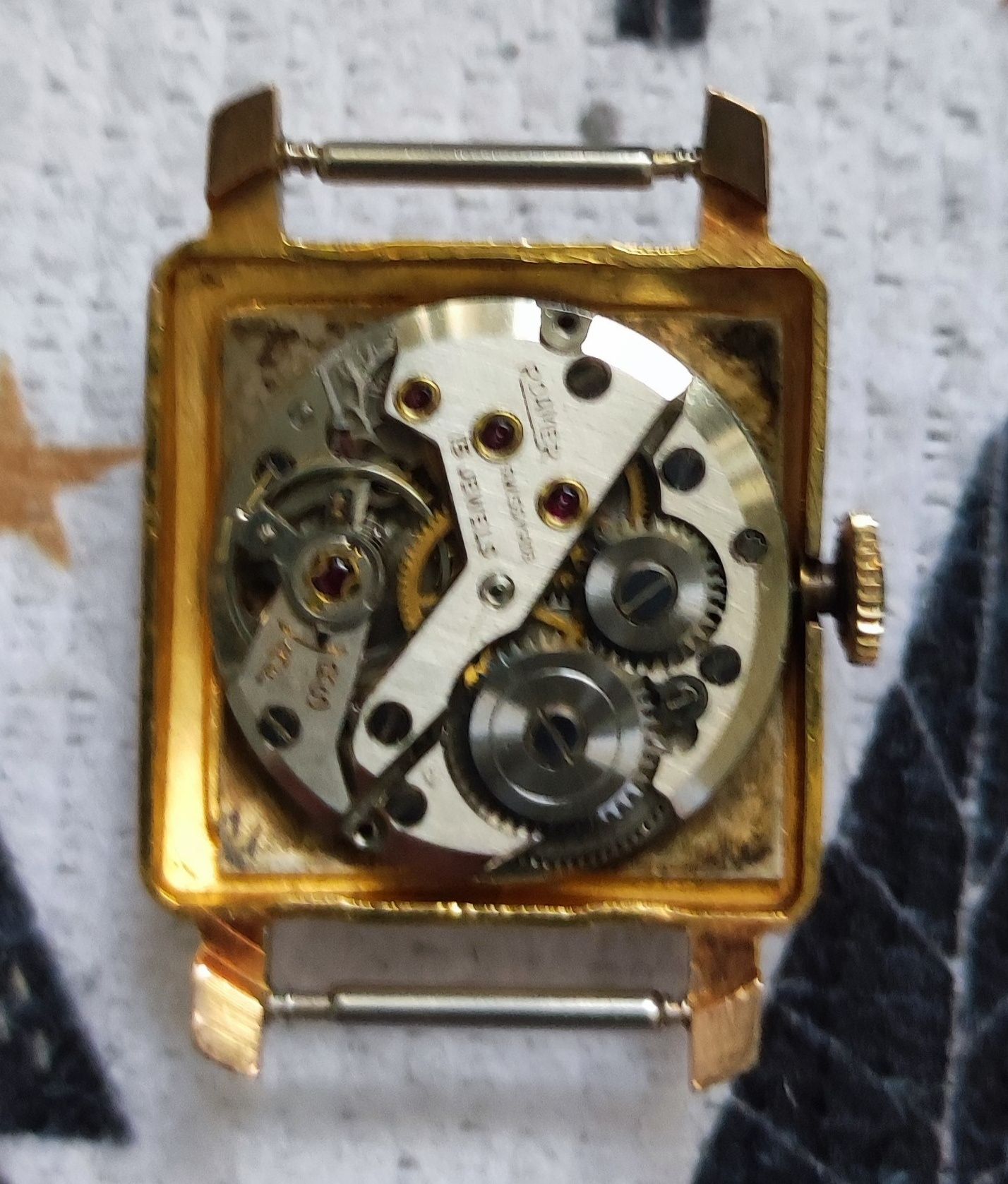 Zegarek Vintage Roamer damski złoty