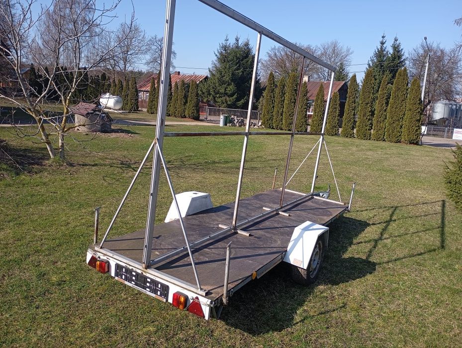 Przyczepka platforma reklamowa 4m na 1.25m i 2m wysoka ocynkowana