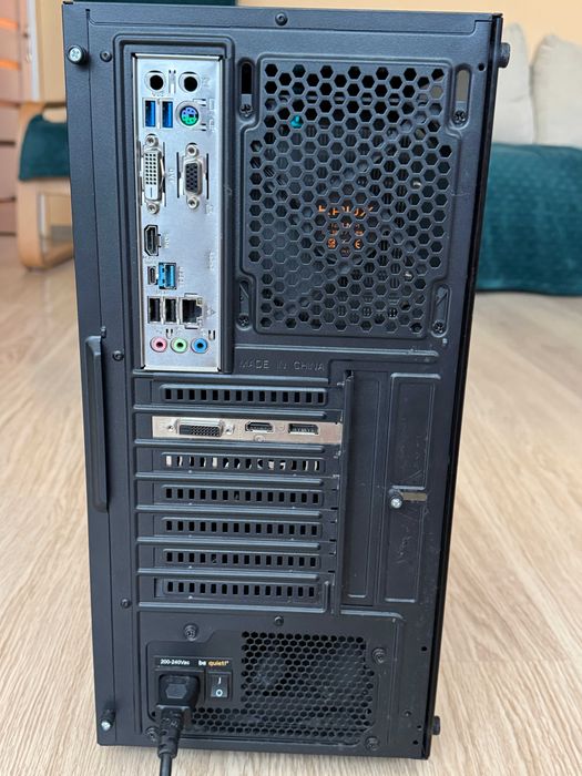 Sprzedam komputer stacjonarny z NVIDIA GTX 1060 / Intel Core I5 8600K