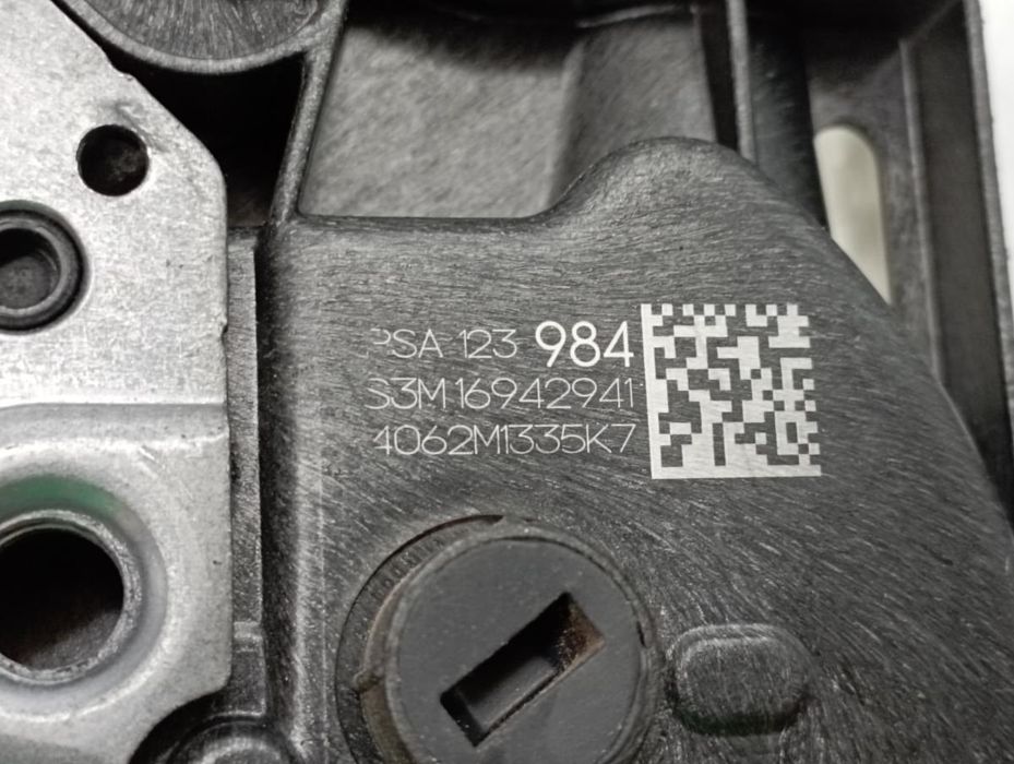 Fechadura / fecho porta trás direito CITROËN C3 III Van (SX_, SY_)