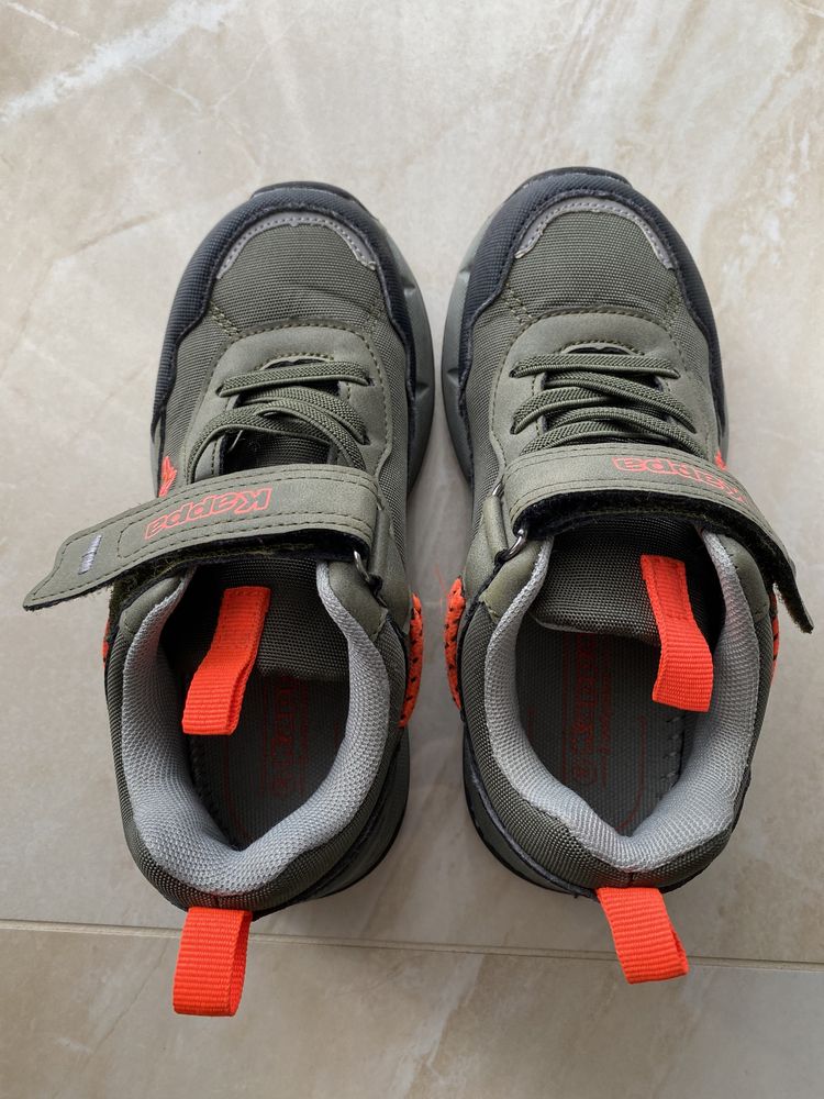 Buty sportowe, trapery, półbuty