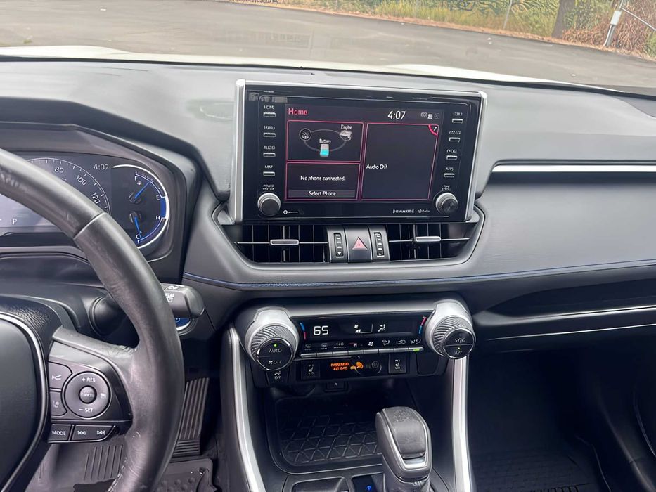 Toyota RAV4      2020