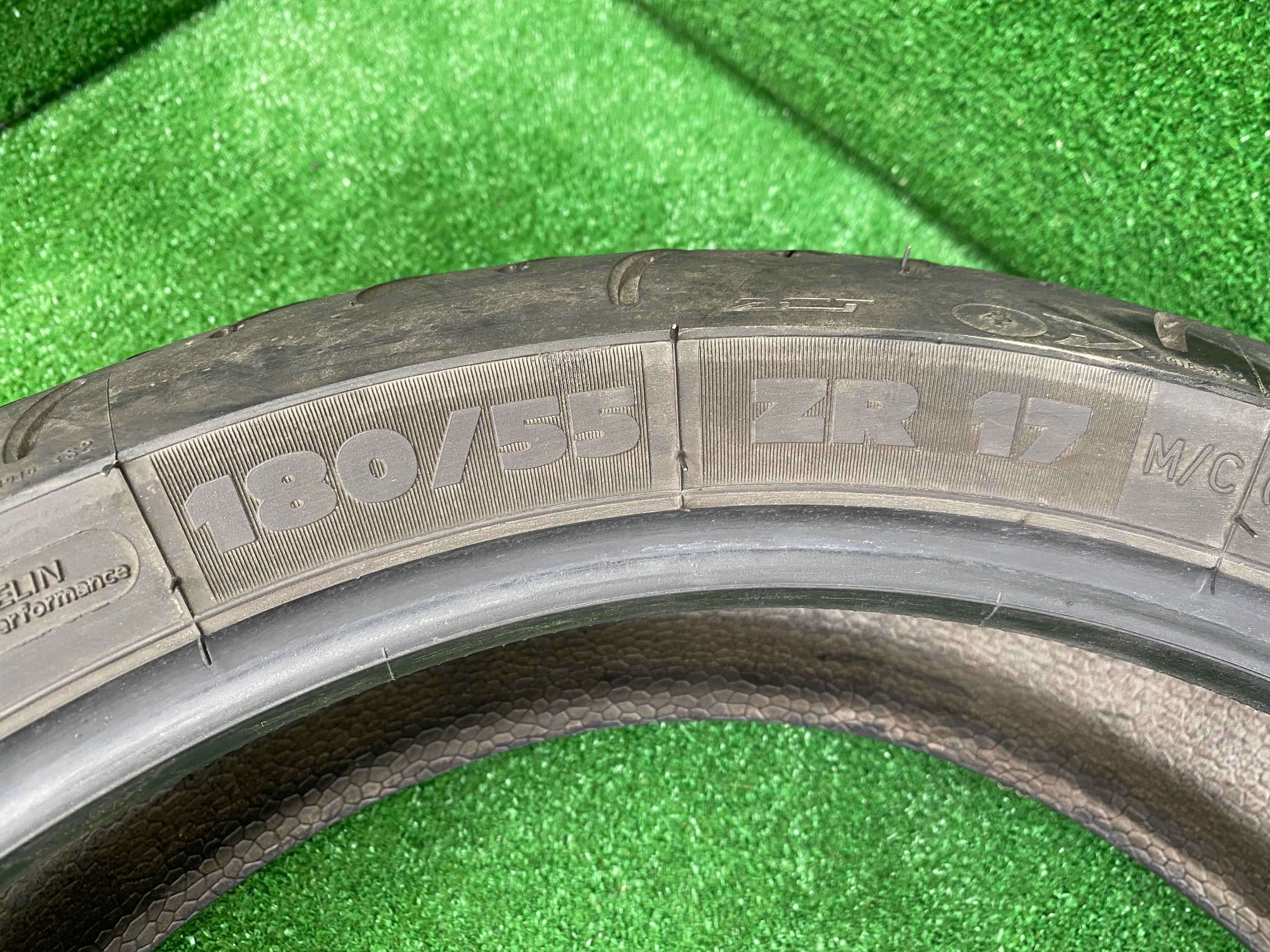 180/55/17 Michelin pilot road 4 pneu usado mota