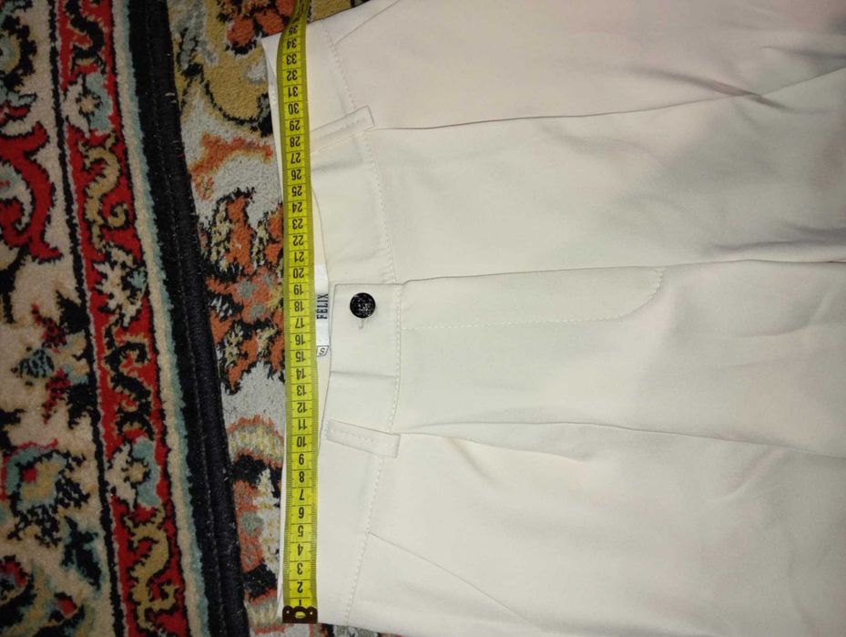 Продам новий костюм