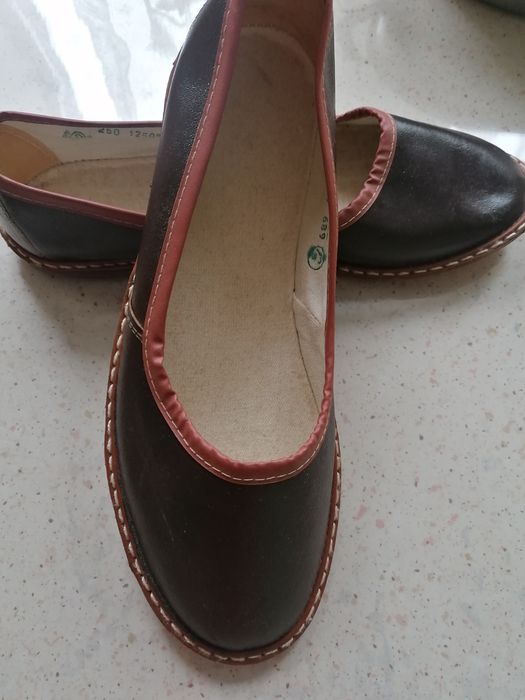 Кожаные тапочки размер 41