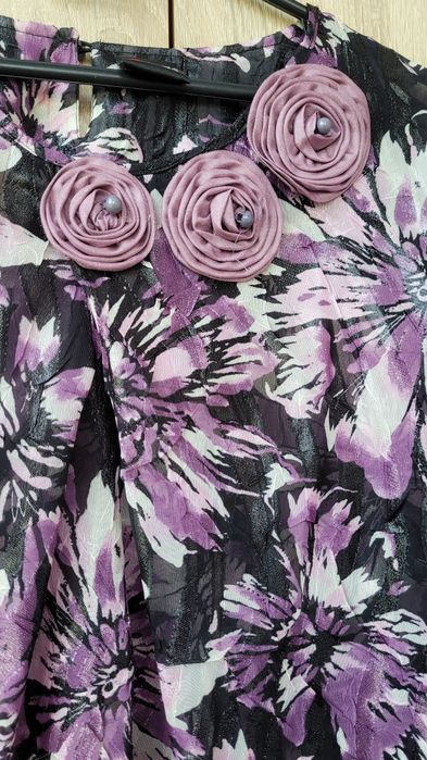 Блуза з квітковим принтом, 44р