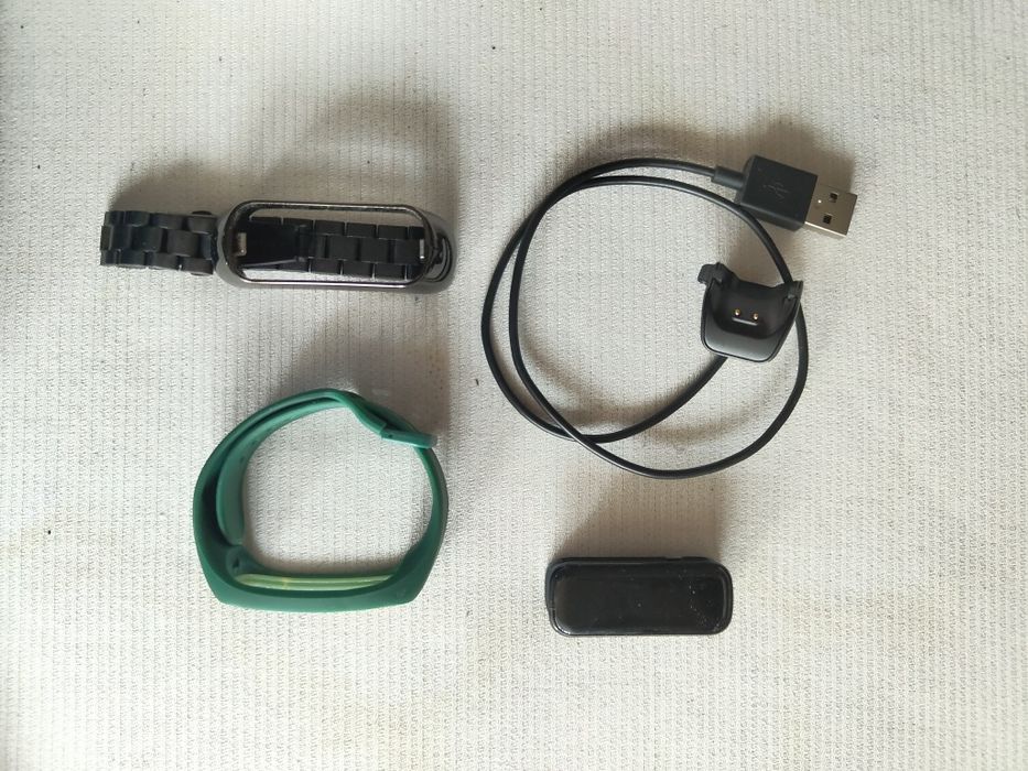 Смарт браслет Samsung galaxy fit2