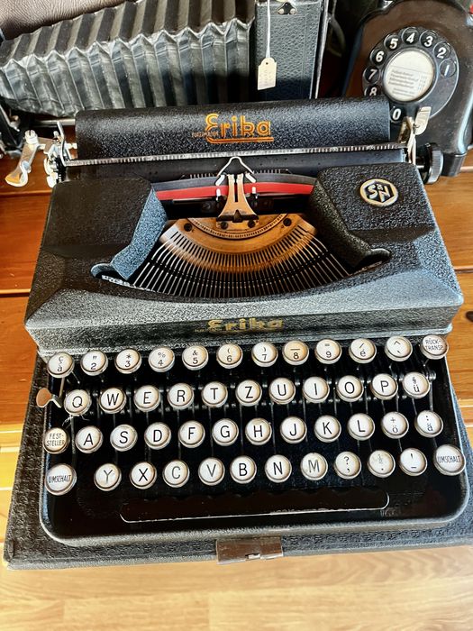 Antiga maquina escrever Erika S 1940