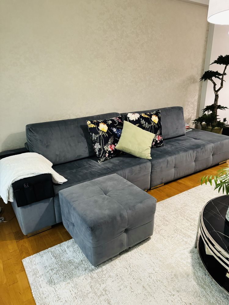 sofa com tres acentos