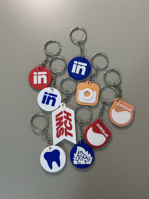 Kustomowy NFC brelok z logo oraz linkiem | Druk 3D, eco PLA