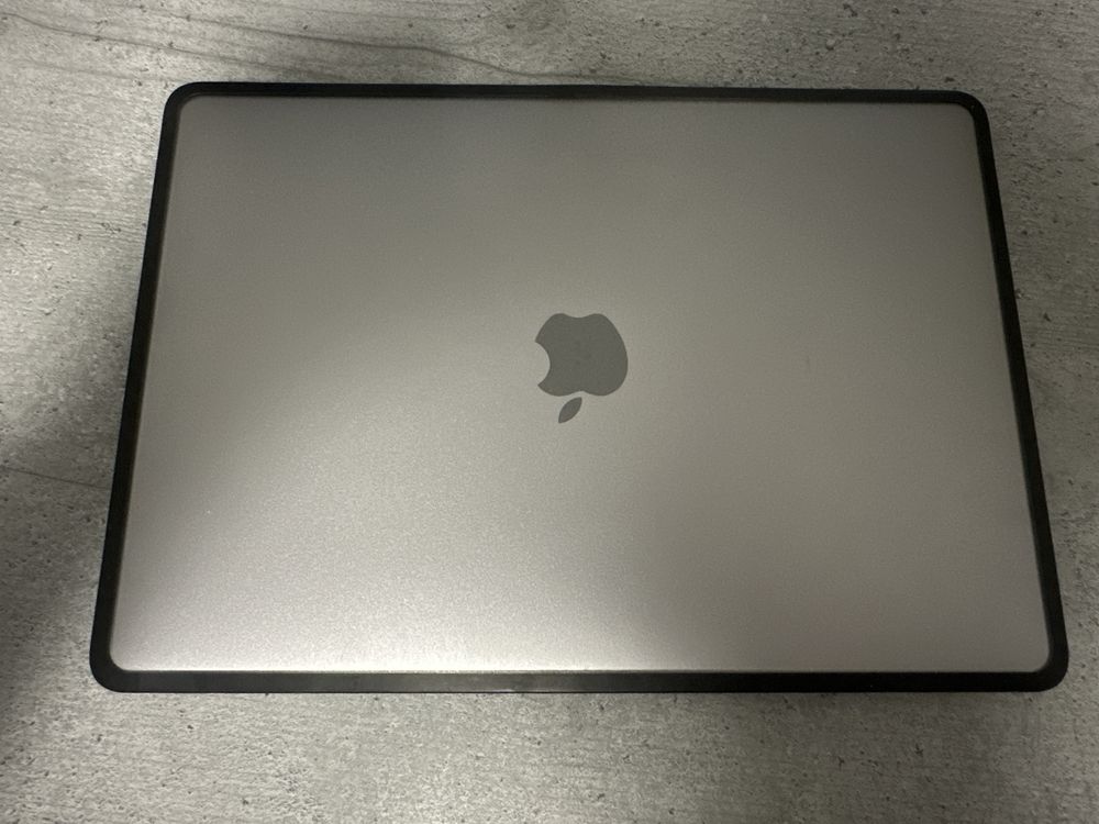 Pokrowiec/etui do MacBook Pro A2338 (wersja z touch barem )