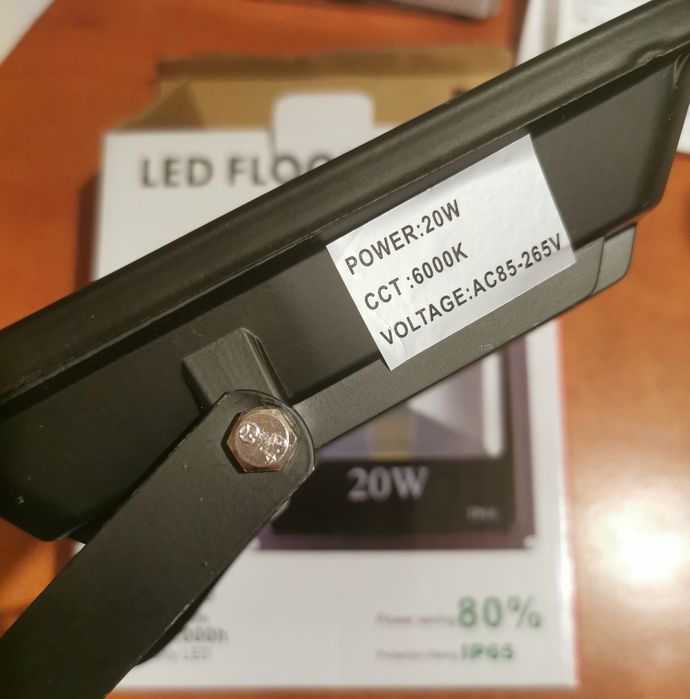 Halogen LED 20W nowy