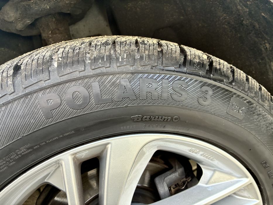 Kola z oponami zimowymi 17 Renault