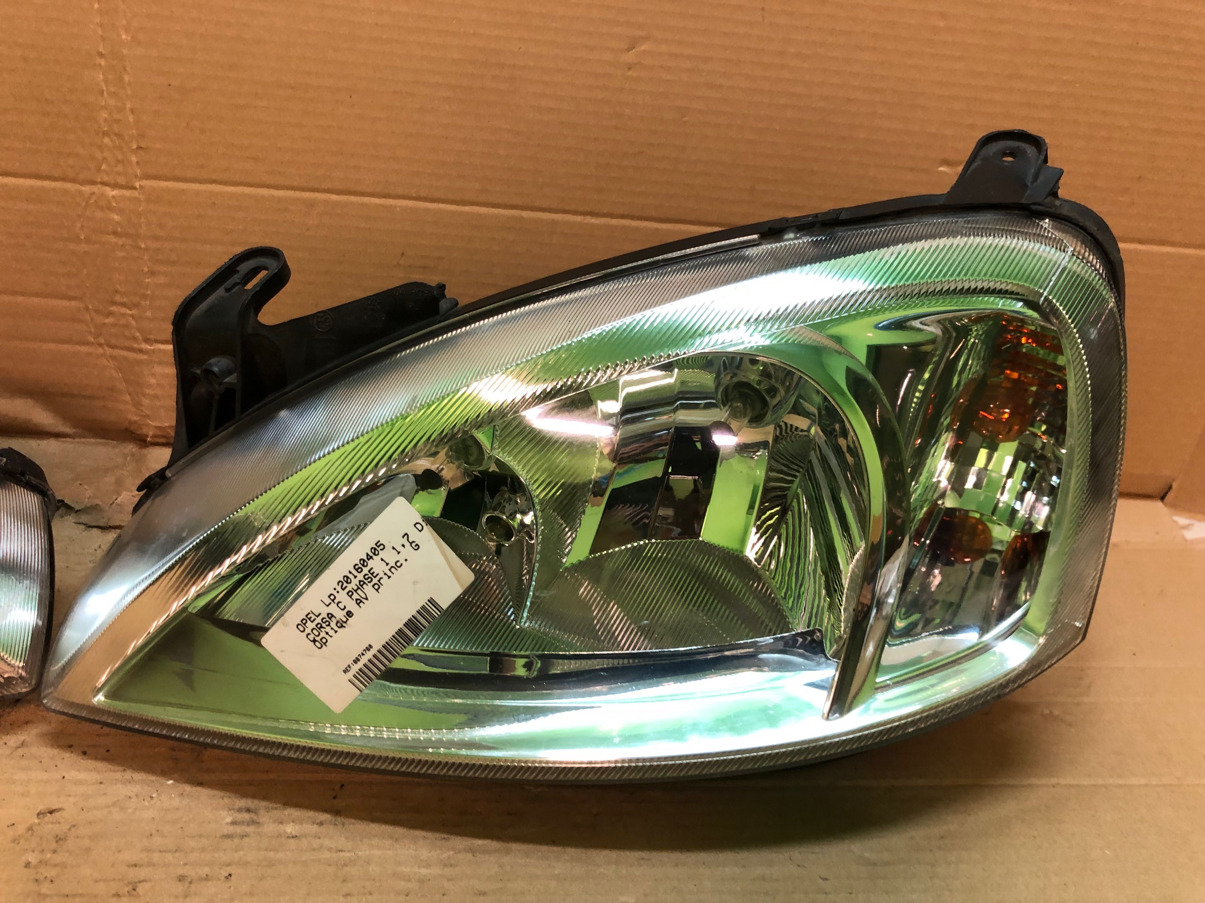 Lampa Opel Opel Corsa C  Reflektory lampy przód lewa prawa oryginał