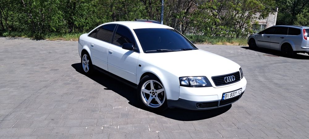 Продам  Ауди а6с5 1.8 т
