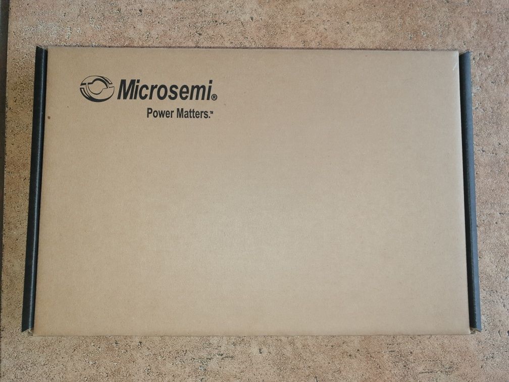 OKAZJA Microsemi Adaptec SmartHBA 2100-4i4e mozna podlaczyć 8 dysków