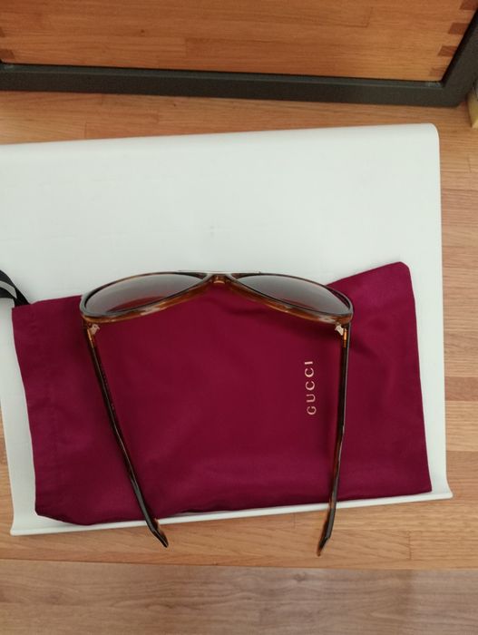 Óculos de sol Gucci como novos pouco uso