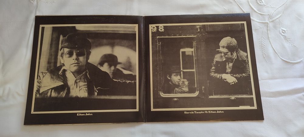 Vinil Elton John