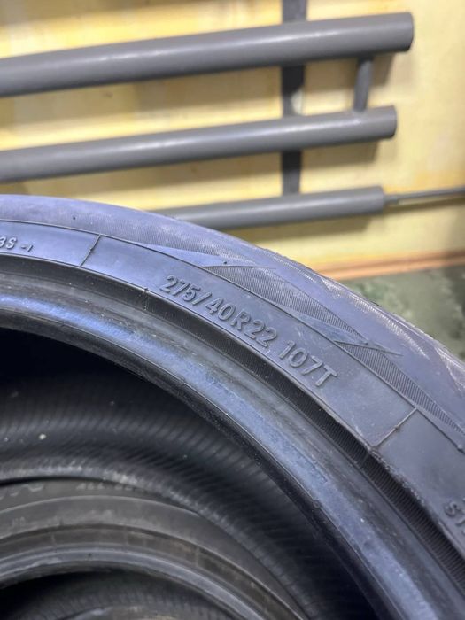 Свіжа резина Toyo Observe G3-Ice 275/40R22 комплект зима Z22-127
