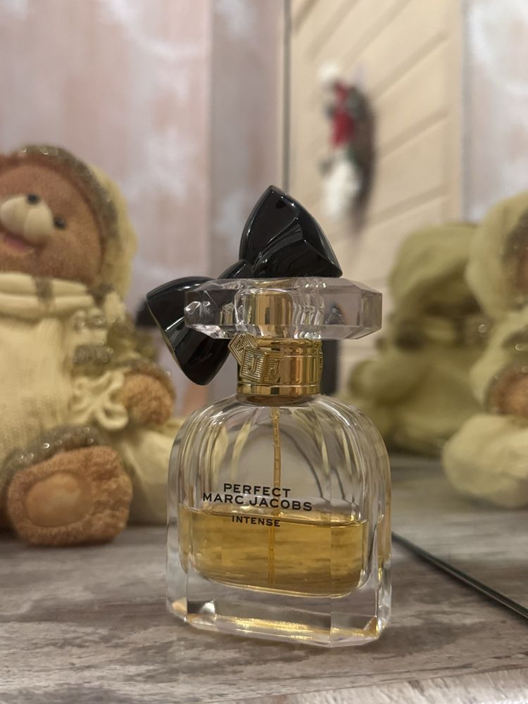 MARC JACOBS Perfect Intense