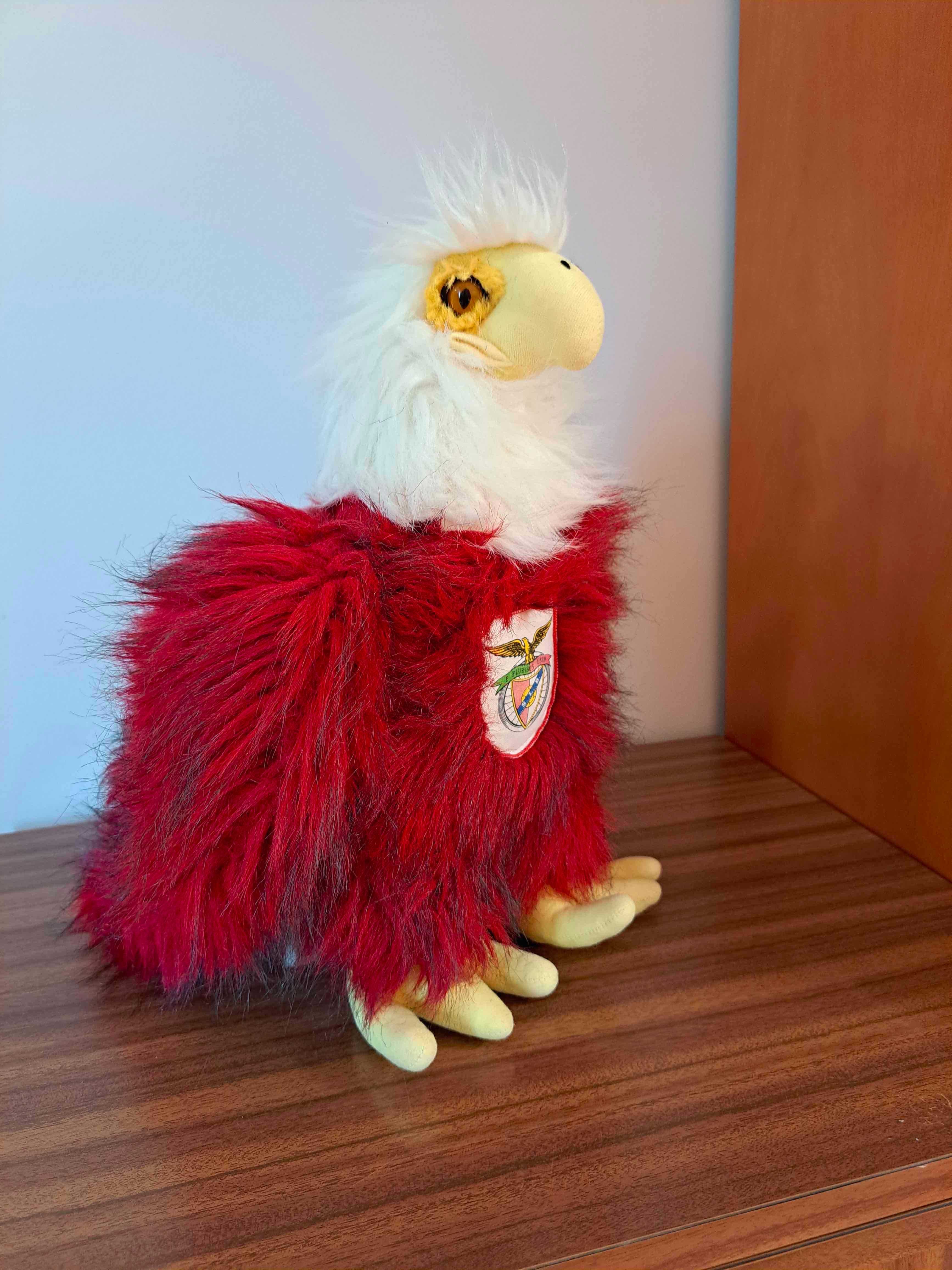 Águia do Benfica em peluche