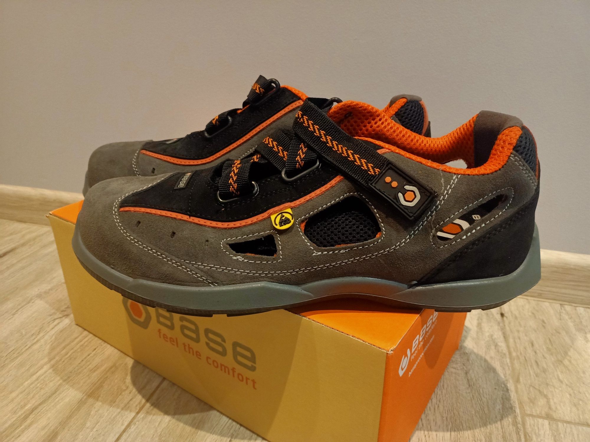 Buty nowe Base rozm 45