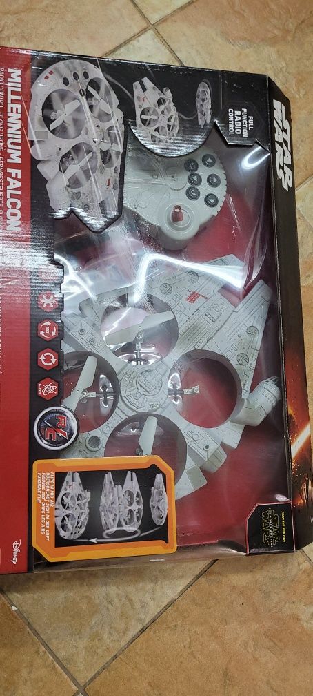 Zabawka Star Wars Millenium Falcon