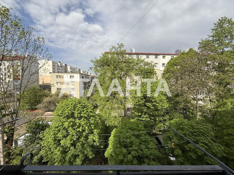 Чудова локація! Двох кімнатна квартира на Рубчака