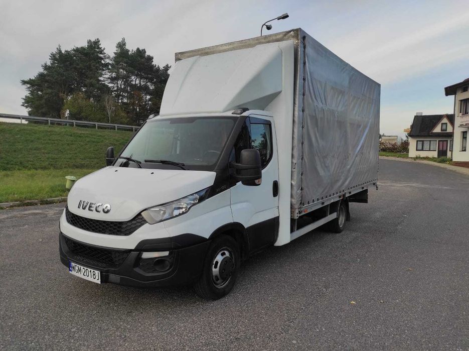 Iveco Daily 2015 rok z windą