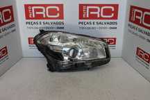Farol Nissan Qashqai