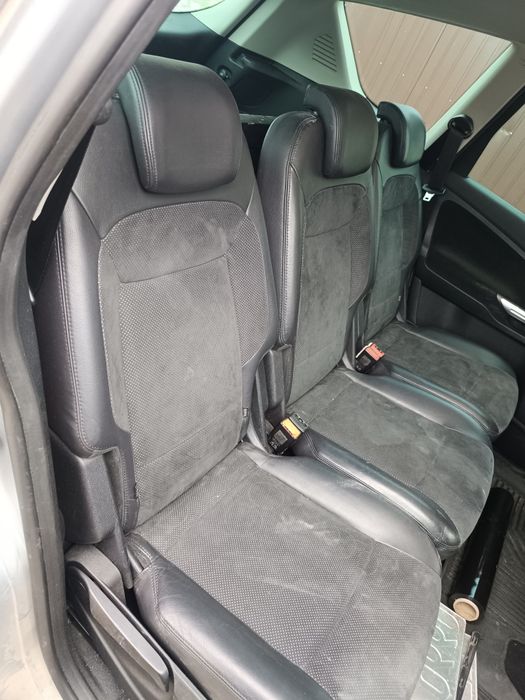 Komplet foteli Ford S-Max 2008r półskóra alkantara wyświetlacze  5os