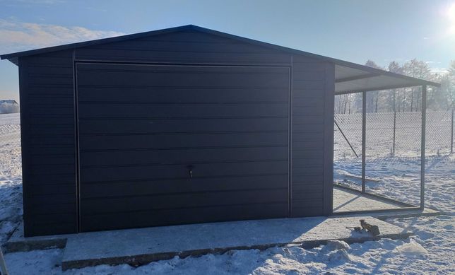 Garaż 4x5,5 plus 1,5m wiaty