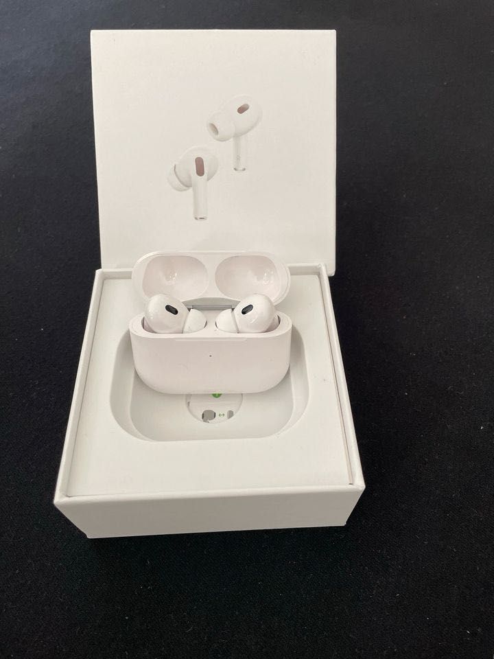 Бездротові навушники AirPods Pro 2 покоління