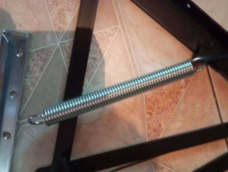 Sprzedam mechanizm podnoszenia do stelażu drewnianego