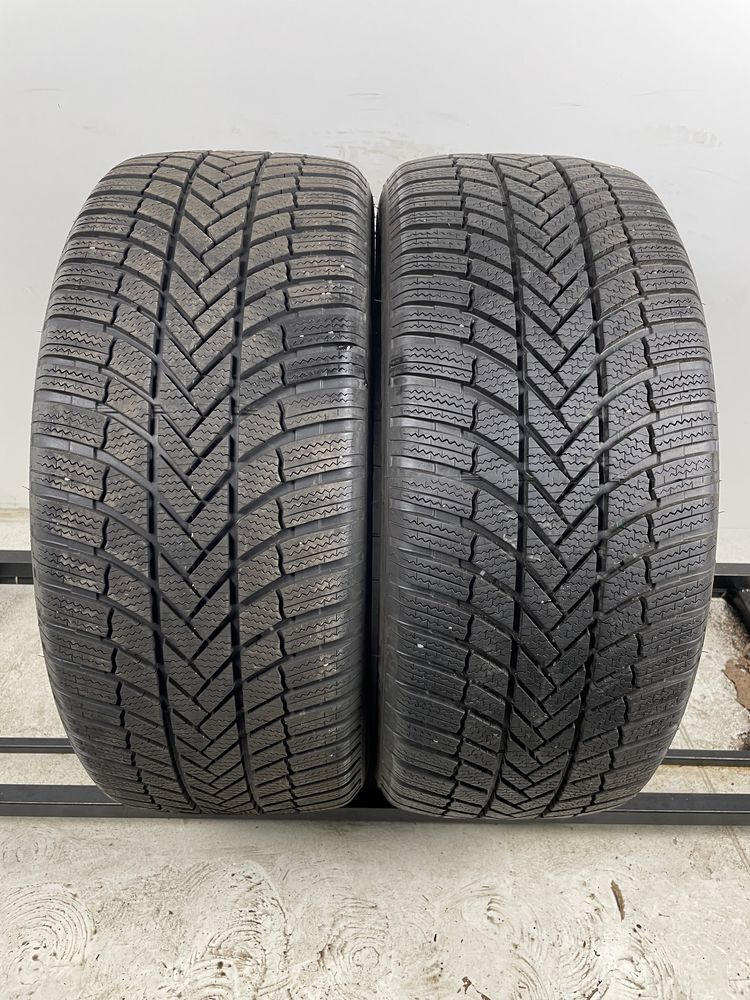 245/45R18 100V Bridgestone Blizzak LM005