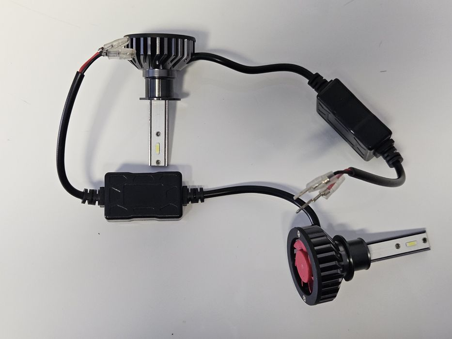 Lâmpadas LED H1 + H7