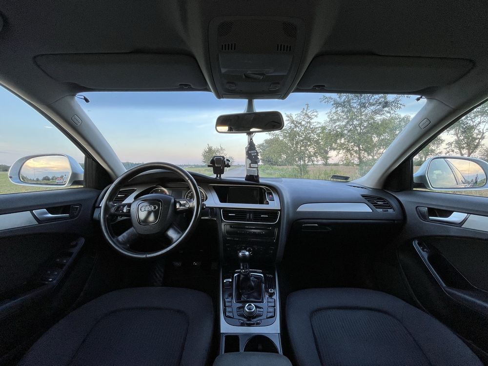Audi A4 B8 2.0 TDI 2008r.