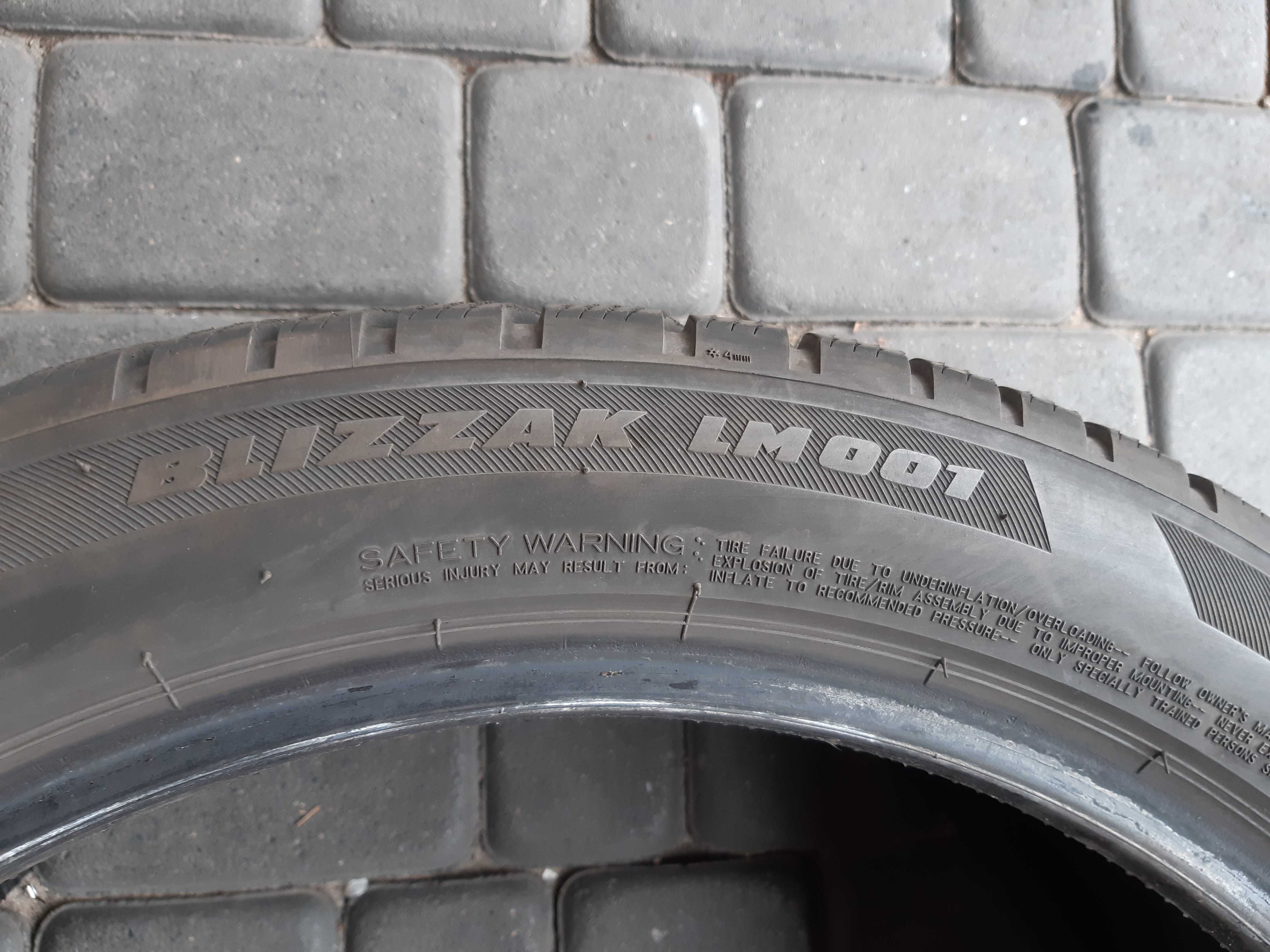 Opony Zimowe 235.45.20 Bridgestone 2020r
