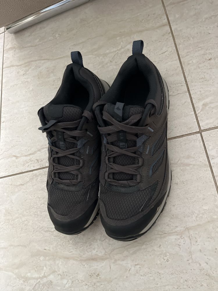 Sapatos caminhada homem Quechua T. 40
