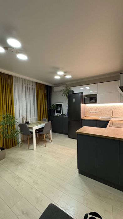 46 перлина! Кухня-вітальня та спальня