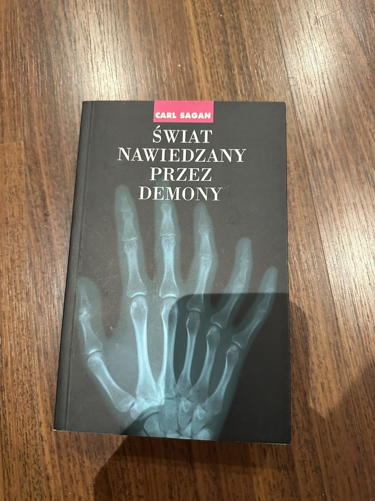 Świat nawiedzany przez demony Sagan
